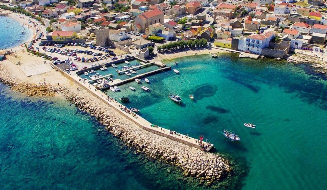 Family Paradise Ražanac Exterior foto